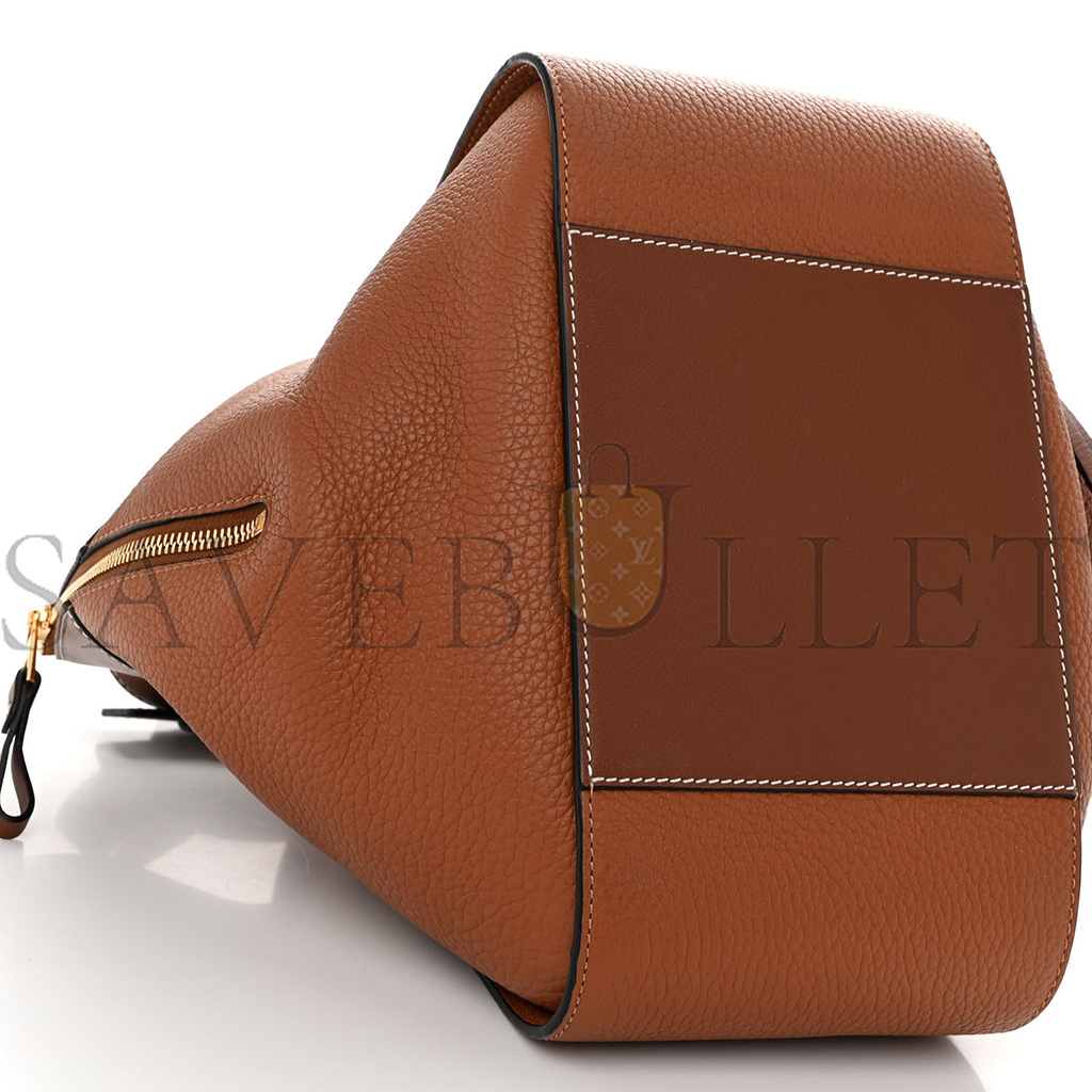 LOEWE GRAINED CALFSKIN SMALL HAMMOCK SHOULDER BAG TAN (29*25*13cm)