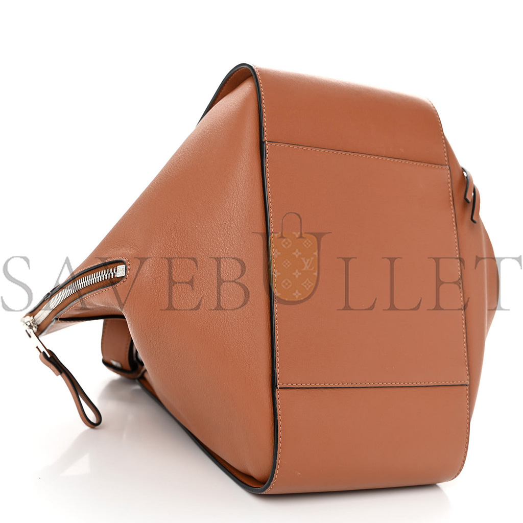 LOEWE CALFSKIN SMALL HAMMOCK SHOULDER BAG TAN (30*25*13.5)